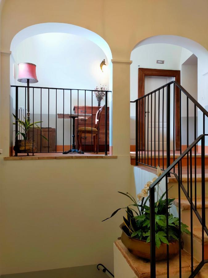 Dimora Sessanio Bed & Breakfast Santo Stefano Di Sessanio Ngoại thất bức ảnh